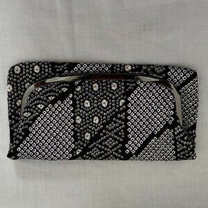 Black & White Clutch